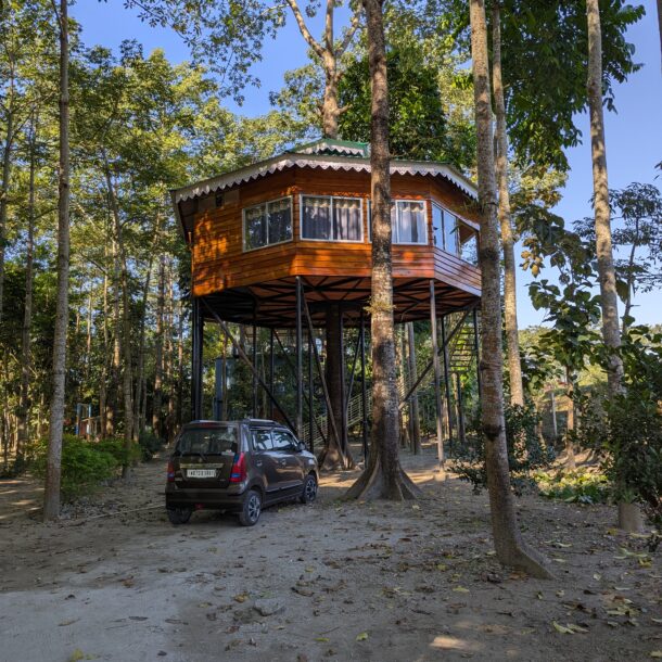 best-hotel-in-jaldapara-rhino-cottage